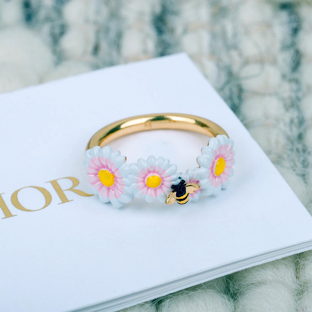 Dior Floral Daisy Bee Gold Tone Enamel Ring